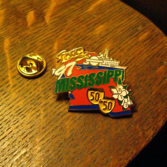 QVC Mississippi 1997 Vintage Lapel Pin - Picture 2 of 4